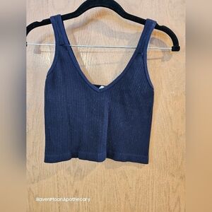 New MIx M/L Black Cropped Top